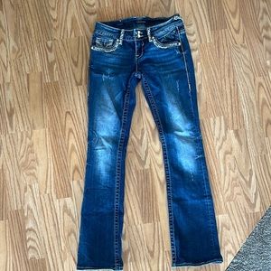 Vigoss women’s jeans. Size 1/2, length 33.